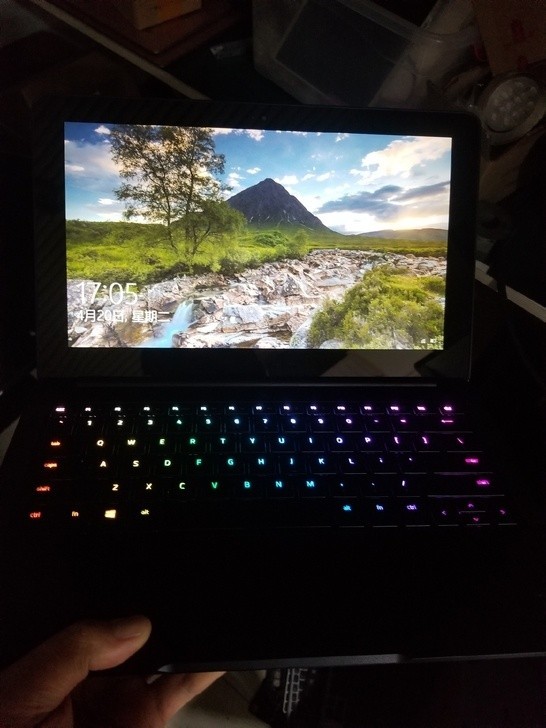 漂亮酷炫笔记本2k触摸屏雷蛇rz09 i7...