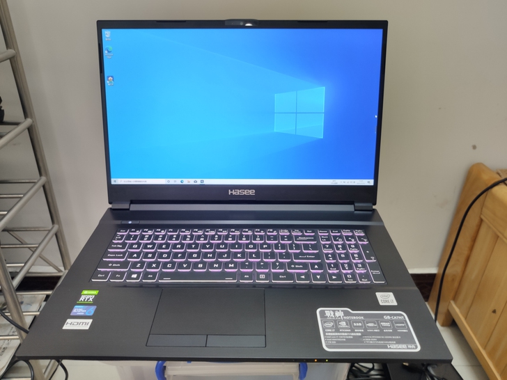 神舟战神g8 10代i7 3060 高色域...