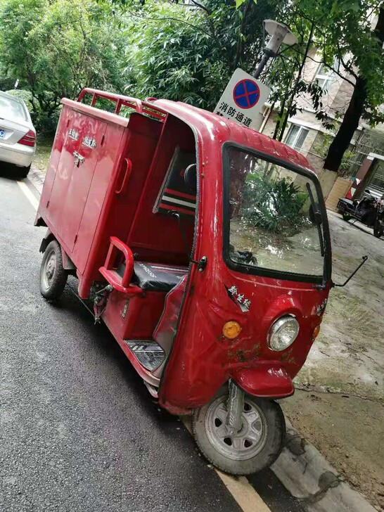 出电动三轮车，才半年的车，锂电池，72伏，...