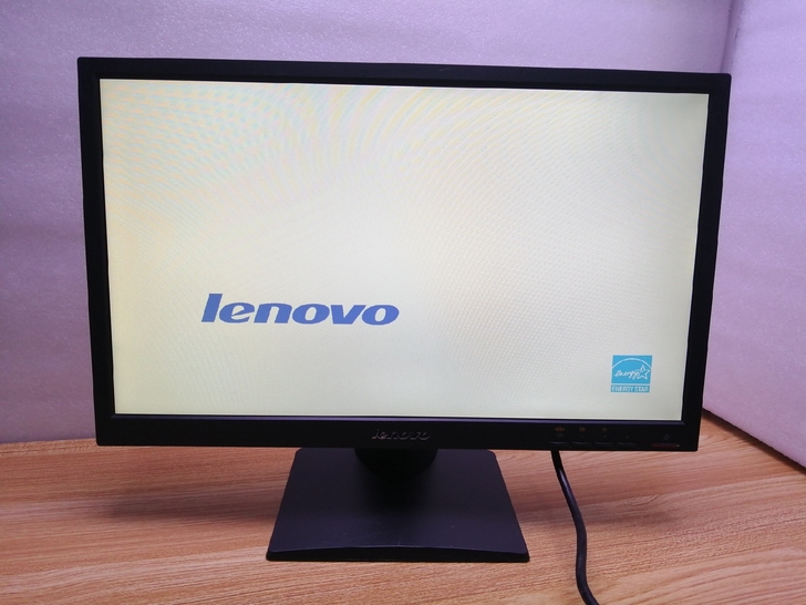 9成新联想20寸LED宽屏显示器LS202...