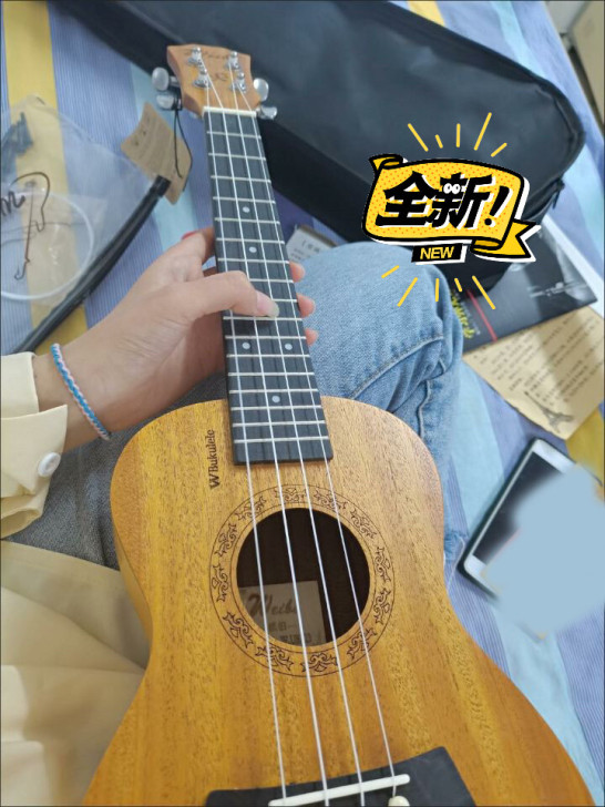 【全新尤克里里标价即售价出】23寸全新比卡...