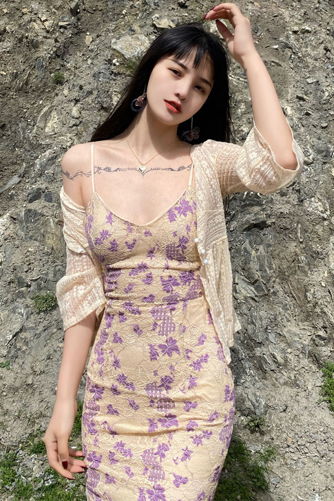 妤腴雅致丁香与蝴蝶巨显白肤若凝脂温柔性感美...