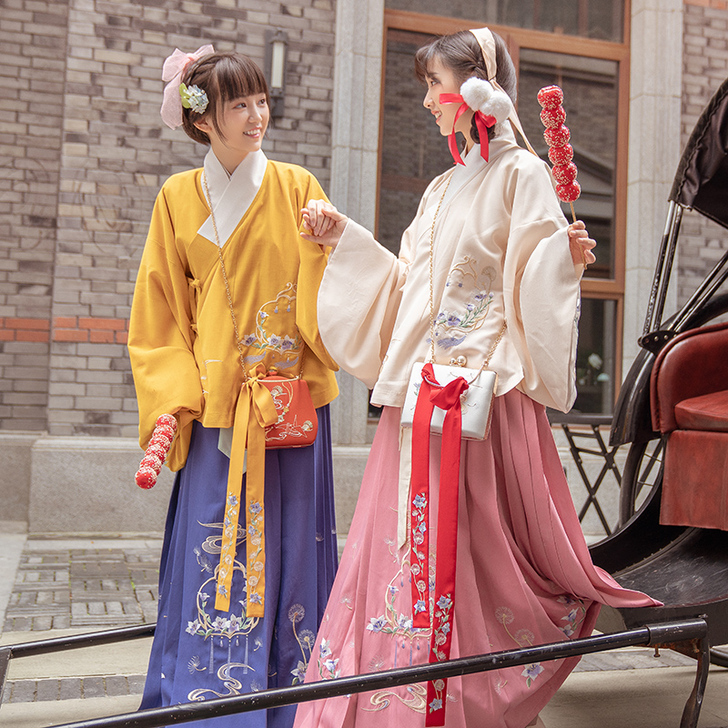 【绝版】重回汉唐镜花辞原创正品明制短袄马面...