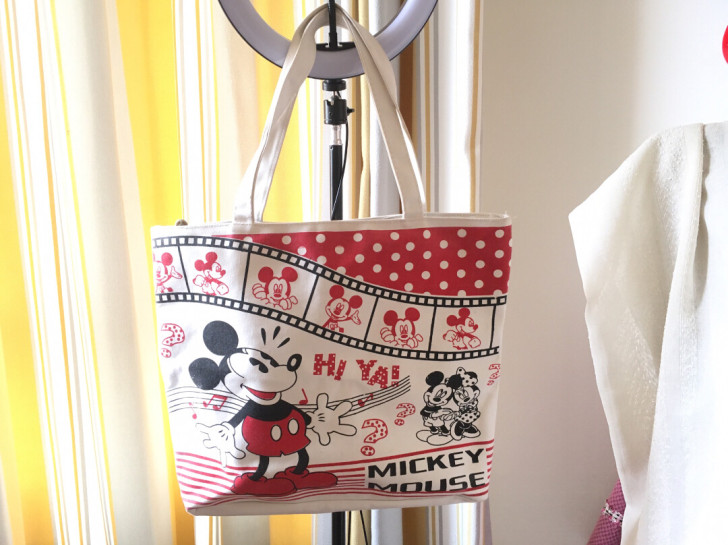 帆布包 拉链款 米奇图案 空间很大 放久了...