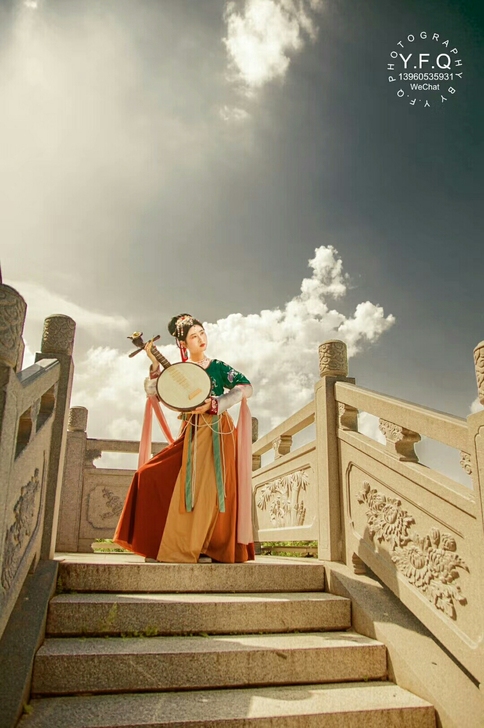 300元拍汉服！十年职业摄影师根据你的特点...