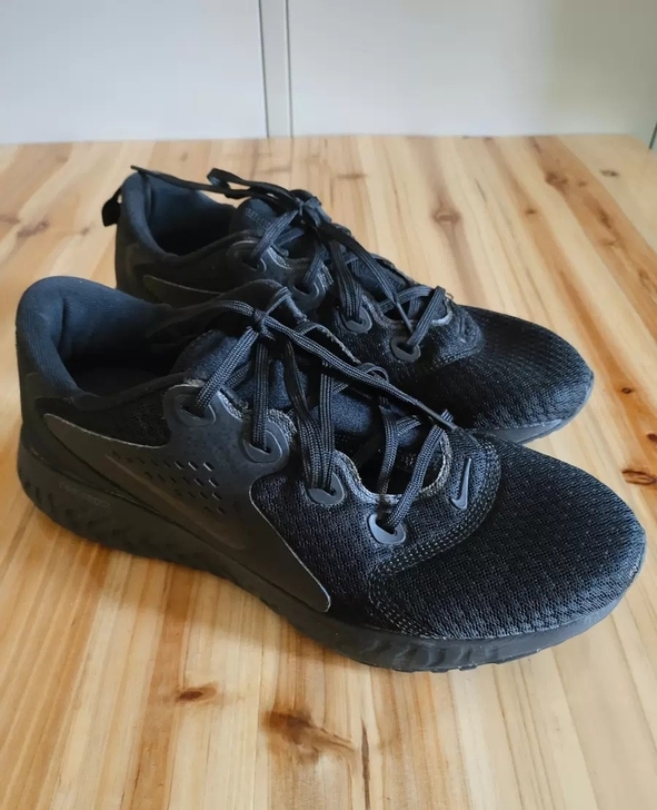 耐克43码正品男运动鞋，耐克夏款透气跑步鞋