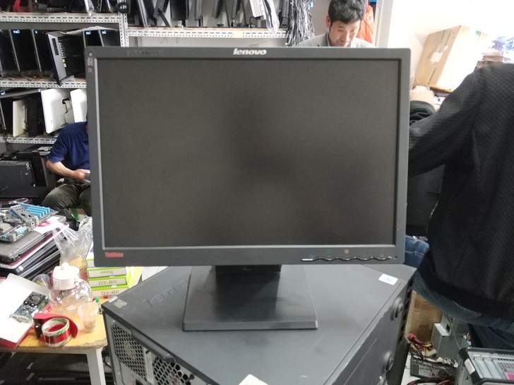 联想L197WA/WD显示器19寸电脑监控...