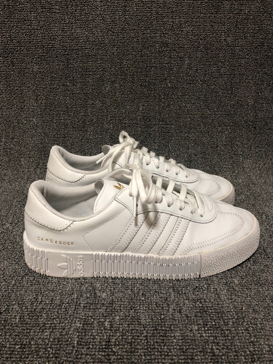 二手正品阿迪达斯38.5码休闲小白鞋板鞋