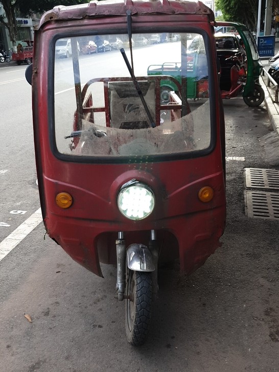 江安县 三轮车+电池+充电器+货箱1.3米...