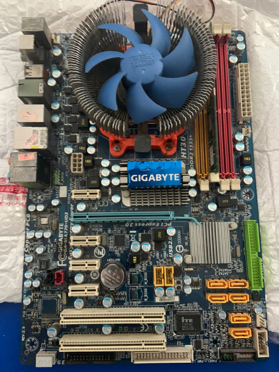 二奶机玩不动大型游戏,换的主板cpu,内存...