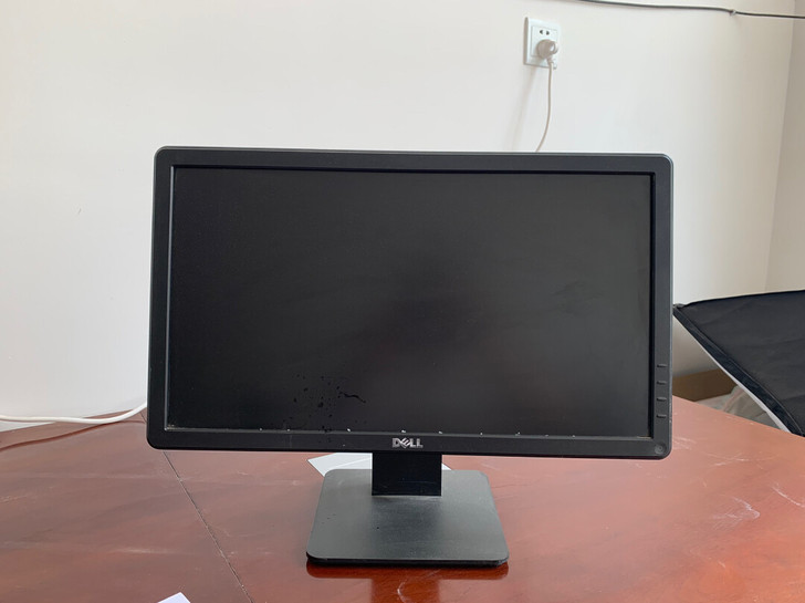 戴尔显示器19寸办公显示器没有任何毛病