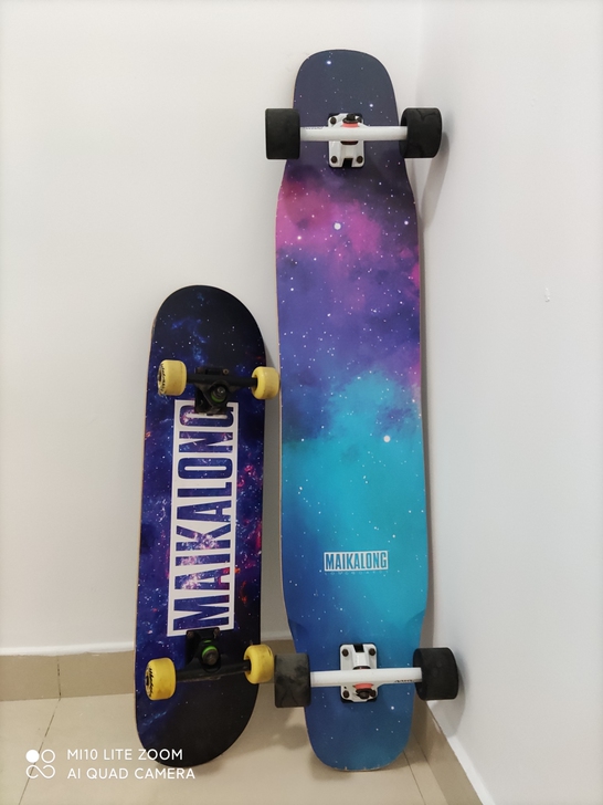 一个长板，一个双翘，没怎么划过，因为怀孕不...