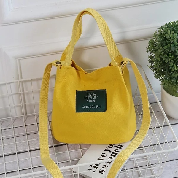 包邮全新韩版斜挎帆布包可爱萌小包女日系学生...