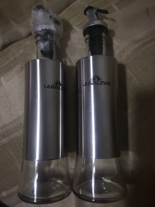 百勒维油壶300ml，全新包邮。一对两只