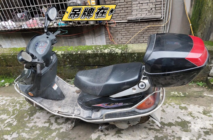 豪爵悦星125T_9c放多骑少,才2万多公...