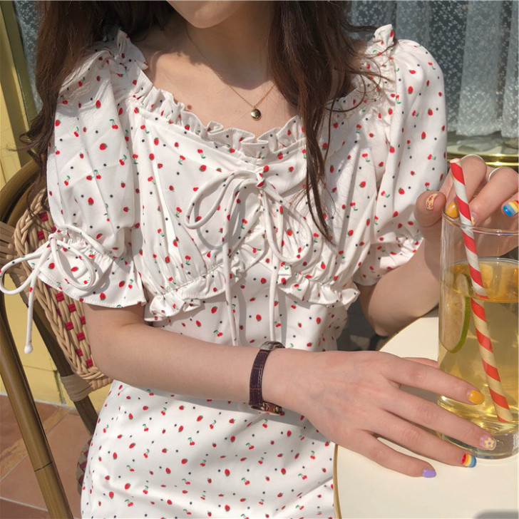 法式连衣裙白色初恋碎花宫廷风泫雅风裙子仙女...