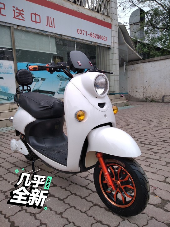 二手电瓶车二手电动车雅迪爱玛小刀二手电摩电...
