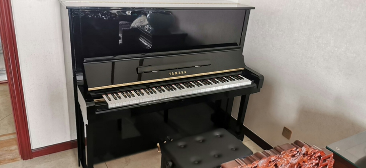 出售闲置家用钢琴雅马哈U 3,