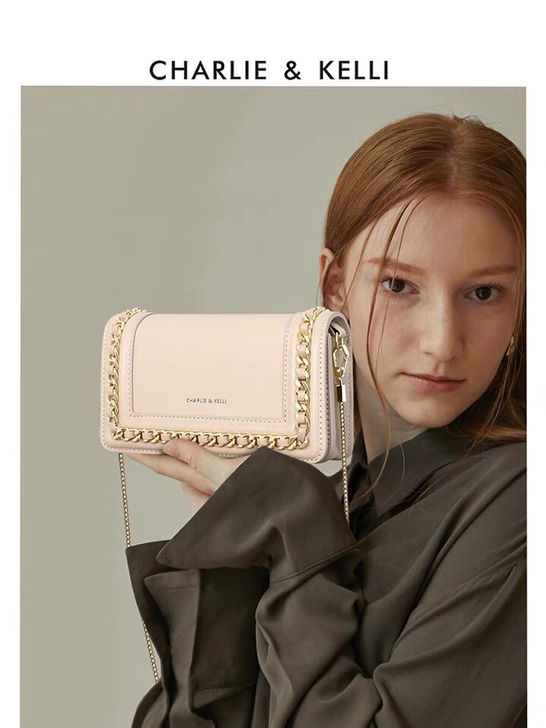 小ck包包女士单肩斜挎包U型链条包韩版百搭...