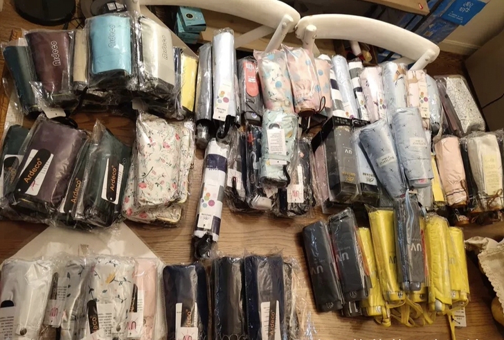 遮阳伞低价处理,最好的太阳伞,不是便宜的伞...