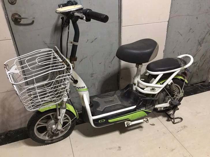 绿源48-12电动车低价出售