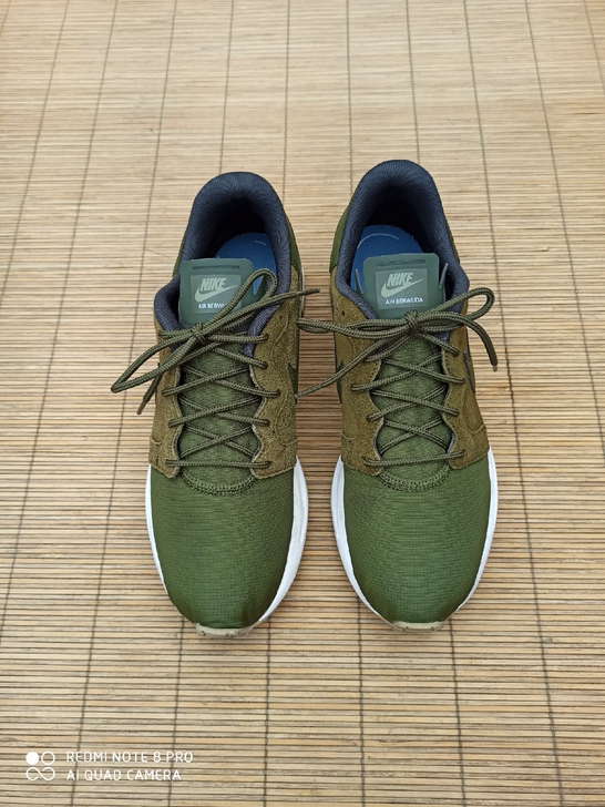 42码耐克运动鞋