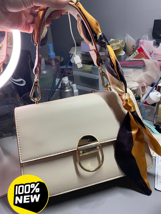 卓诗尼 手提包斜挎包 实体店200多买的 ...