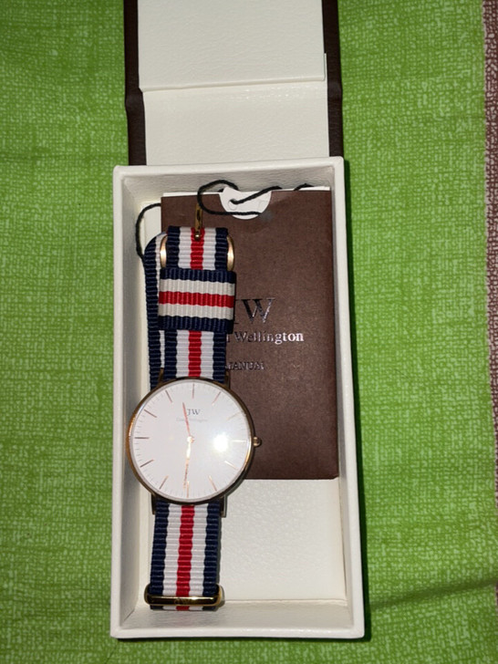 出手闲置，dw手表，长时间没带电池没电了，...