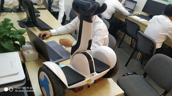 领奥平衡车,99新。买来一个多月。杠杠滴续...
