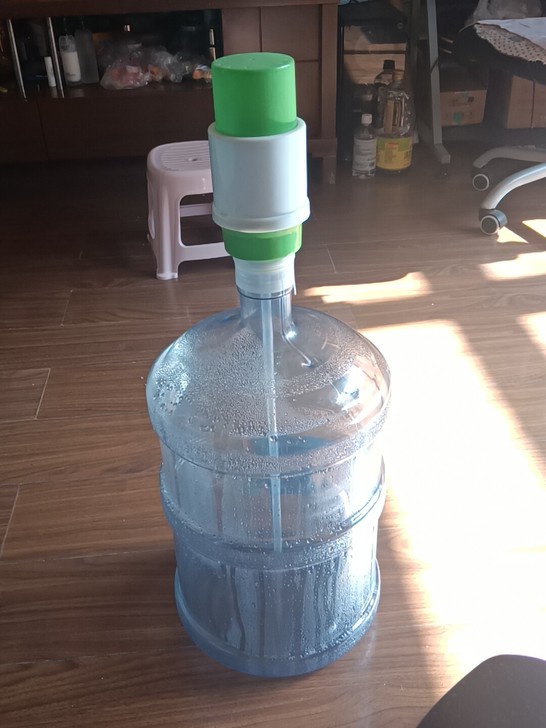 水桶加压水器，20元有需要的联系我。在南洪街