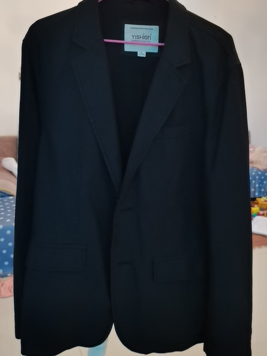 以纯男士西服175码数买来摘了吊牌仅试穿原...