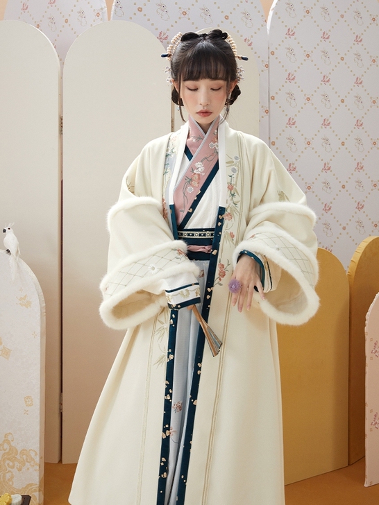 十三余小豆蔻儿[晴江雪]直领长衫交领短衫一...
