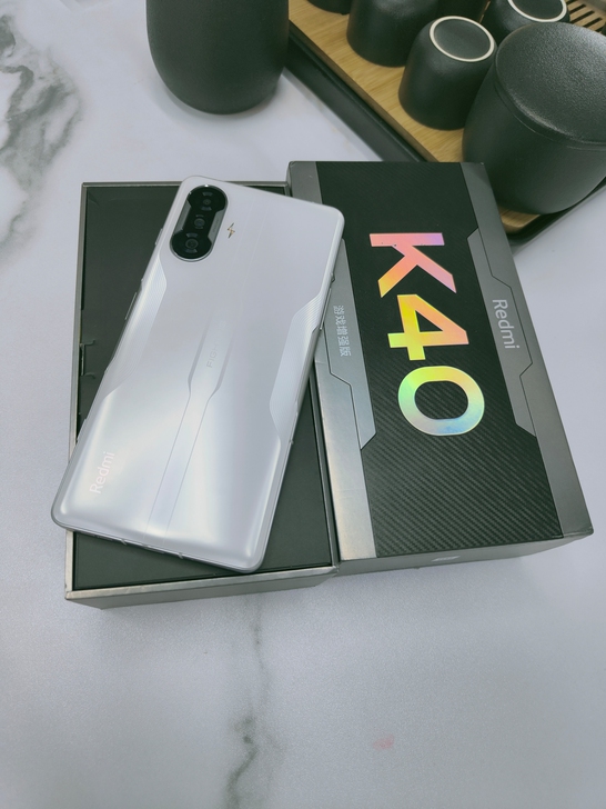 红米k40 8+128g 全套99新
