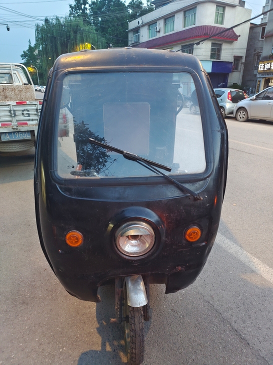 二手快递三轮车  车子新车 没有任何碰撞 ...
