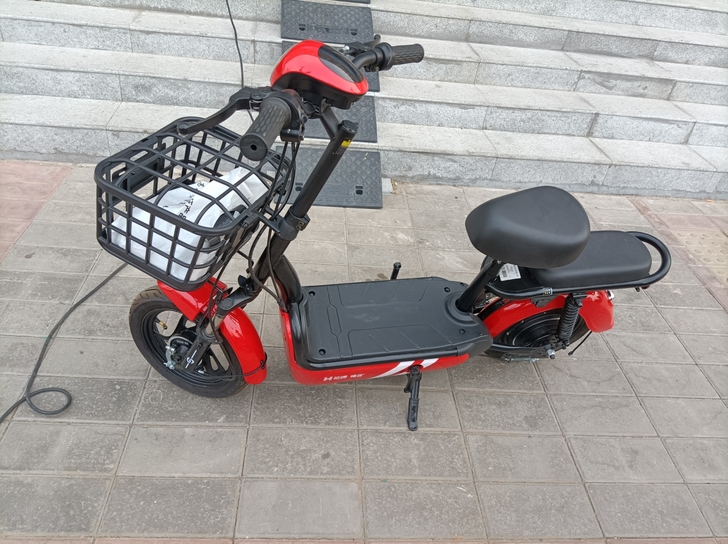 哈啰电动车，全新智能电动车，秒杀价1199...