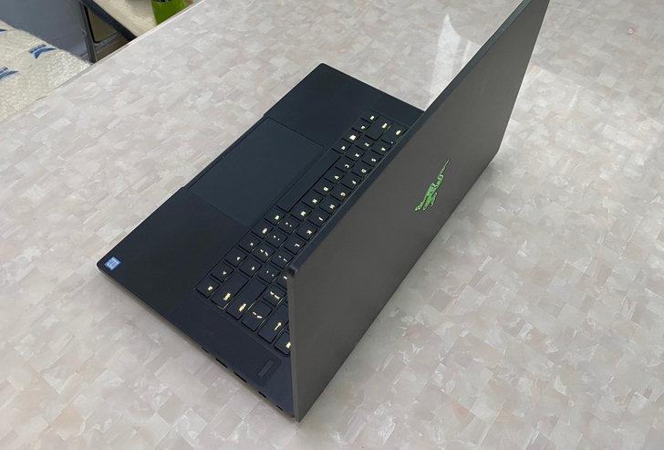 RAZER 雷蛇笔记本电脑