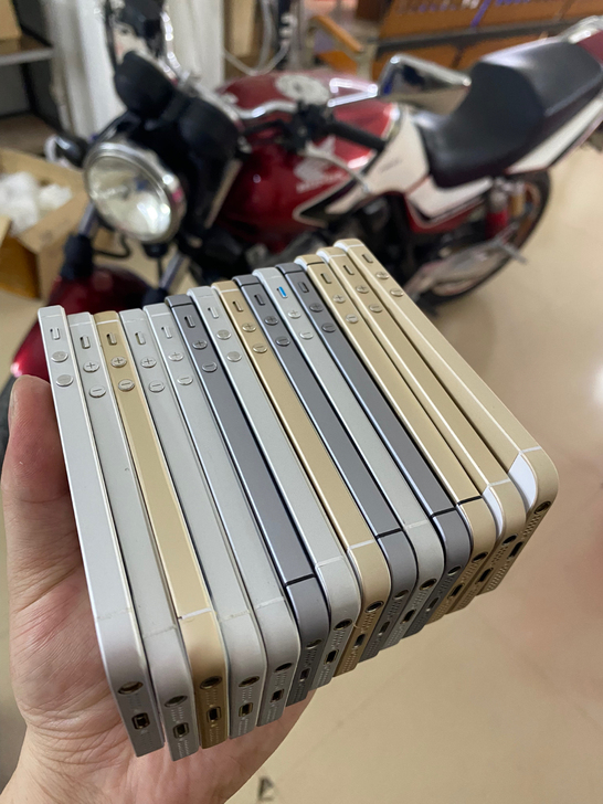 iphone5s 二手苹果5s ，可插卡，...