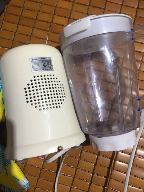 美的搅拌机闲置