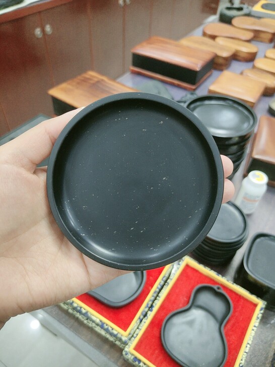 金星小楷砚台歙砚仿古圆砚实用砚台金星杯垫文...