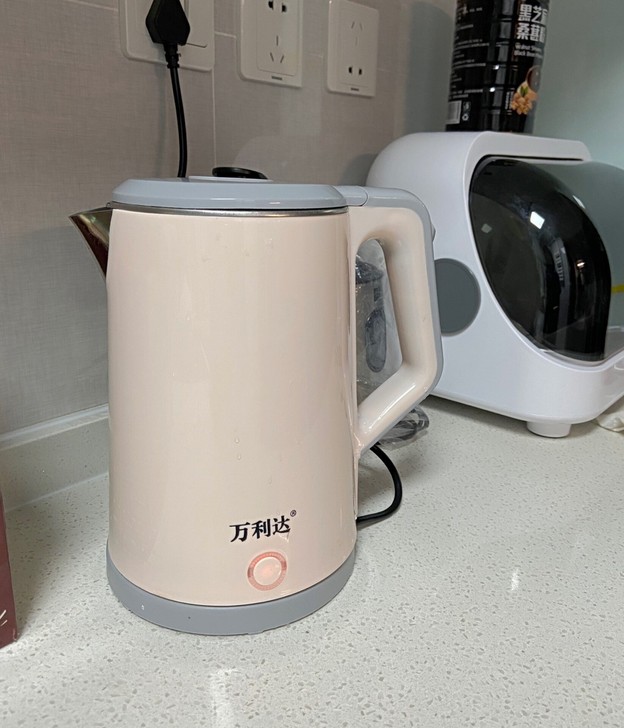 电热水壶烧水壶不锈钢家用煲水壶开水壶 全新...