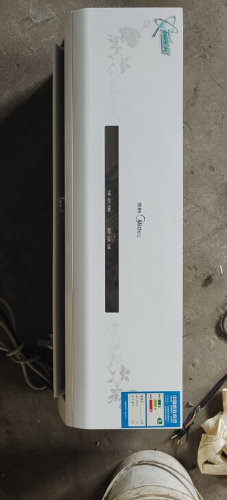 美的空调大一匹26，批发850一套天津包物...