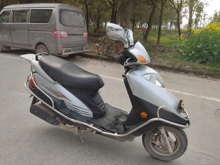 豪爵悦星9C，国三踏板摩托车125踏板车豪...