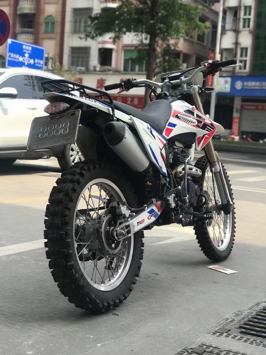 出一台极品越野，看上的来，支持分期。全款4...