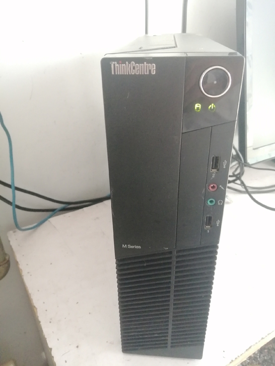 办公主机i3二代,4g内存,128g固态自...