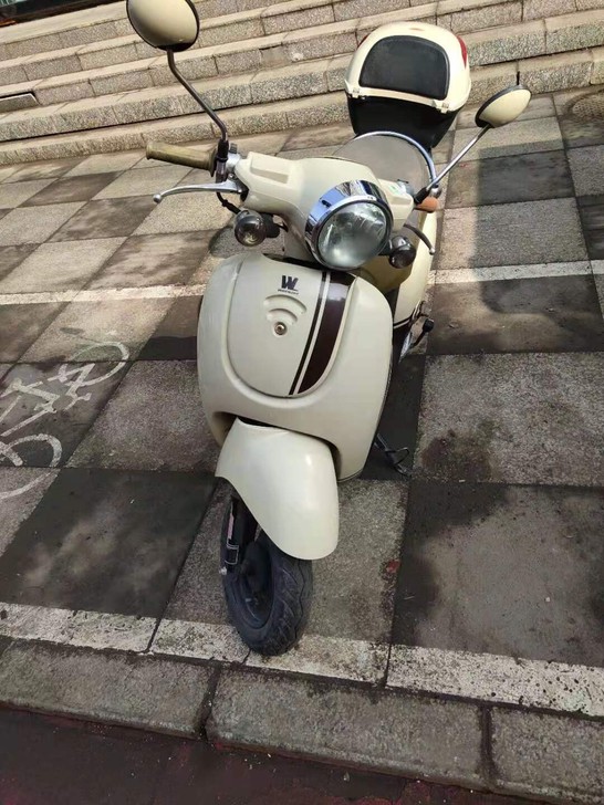 便宜出售17年购买的踏板摩托车，小车100...