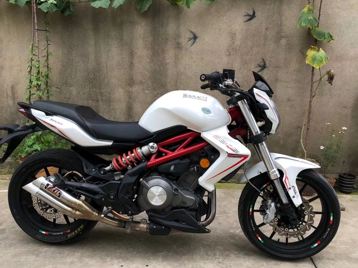 贝纳利黄龙302街车 跑车二手摩托车 手...