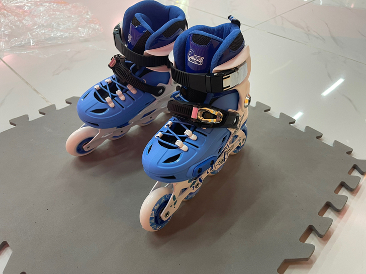 全新正品斯凯汀轮滑鞋儿童初学花样溜冰鞋旱冰...