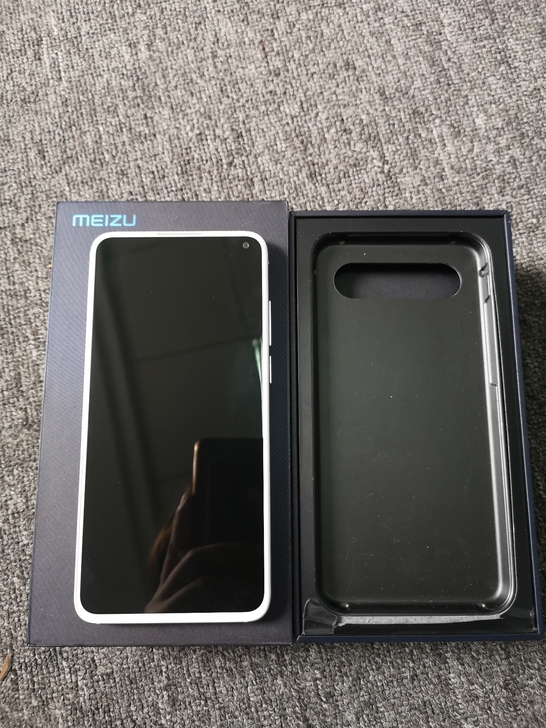 魅族17  梦幻独角兽 8+128  5G...