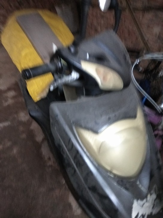 摩托车便宜卖了，在家里时间放久了发不起火启...