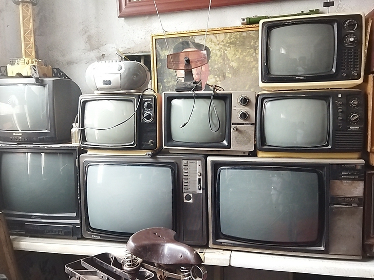 老黑白电视，影视道剧，多数都是好使的，有喜...